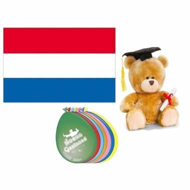 Afgestudeerd pakket inclusief vlag beer en ballonnen