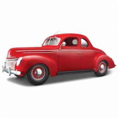 Model auto ford 1939 deluxe coupe 1:18