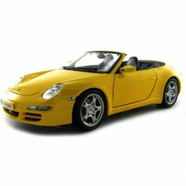 Schaalmodel porsche 911 carrera s cabrio geel