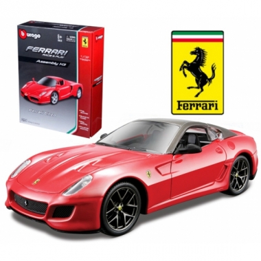 Speelgoedauto ferrari 599 gto rood