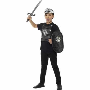 Zwarte ridder verkleed setje voor jongens
