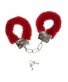 Rode handboeien van pluche